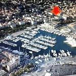 2 Pièces 57 Rue d\'Antibes 2 étoiles